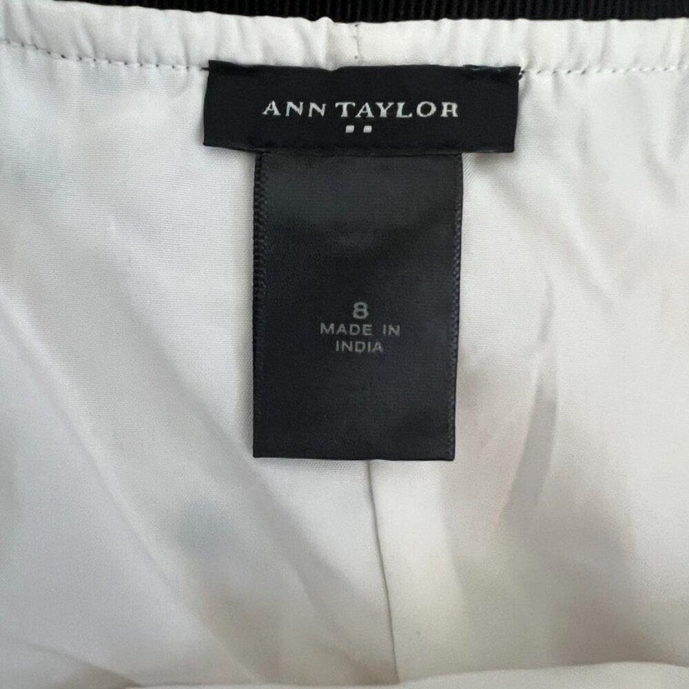 Ann Taylor Embroidered Floral A-Line Skirt Cream 8 Cottagecore Wedding Poetcore - Picture 9 of 11